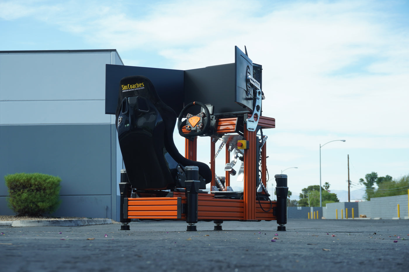 3DOF motion racing simulator with pitch, roll, and heave motion