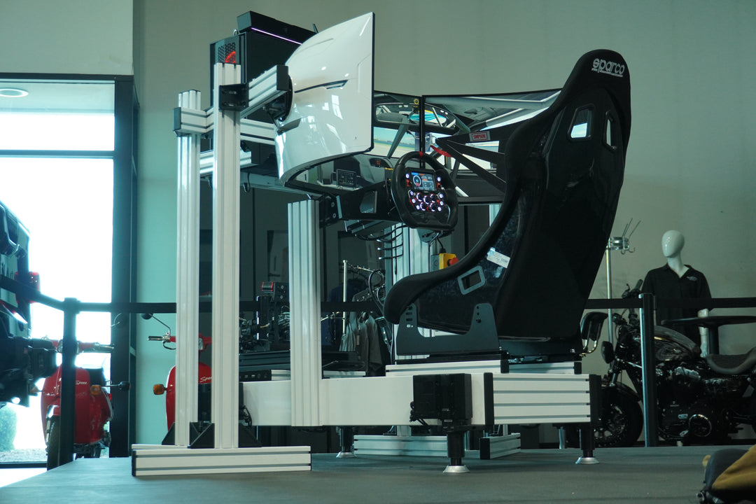 White 3DOF Motion Racing Simulator (DBOX)